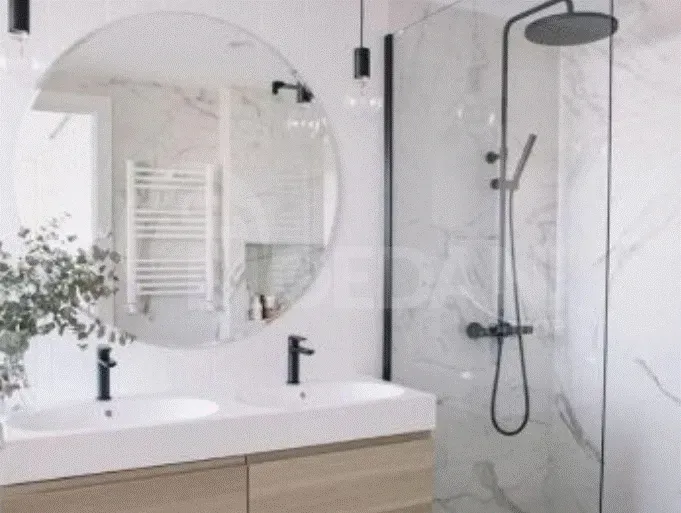 ქირავდება 3 ოთახიანი ბინა 130მ² 5/8 სართ თბილისი - photo 3