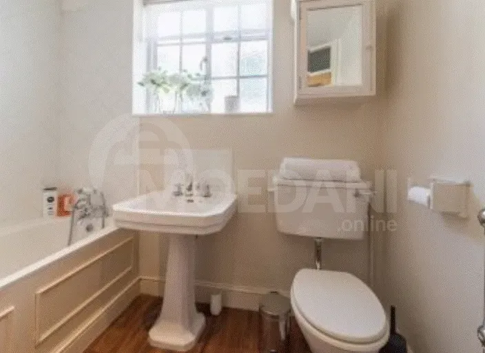 ქირავდება 3 ოთახიანი ბინა 138მ² 5/11 სართ თბილისი - photo 8