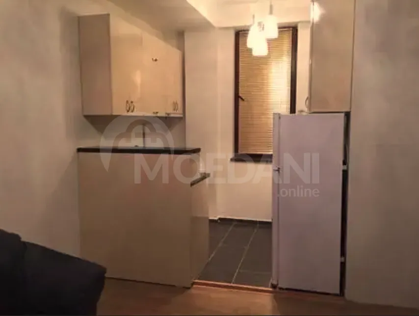 ქირავდება 2 ოთახიანი ბინა 50მ² 2/8 სართ თბილისი - photo 5