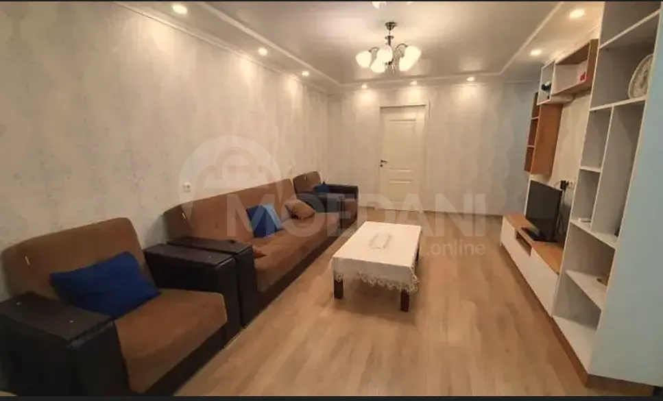 ქირავდება 3 ოთახიანი ბინა 70მ² 8/8 სართ თბილისი - photo 1