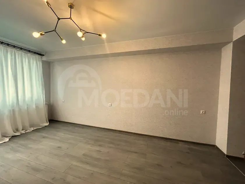 Сдам 1-комн. квартиру 32.5м² 10/10 эт. Тбилиси - изображение 2