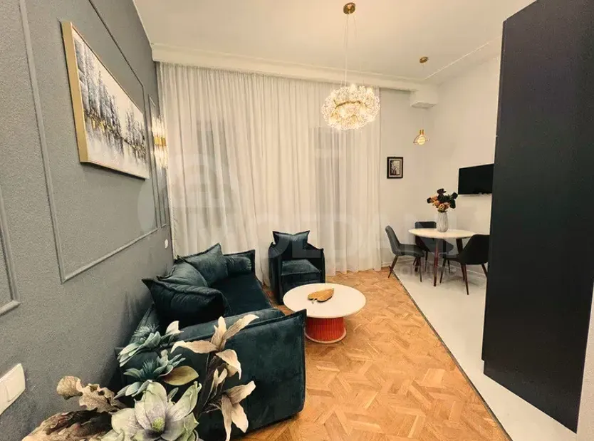 Apartments For Sale two-room 40м² 3/10 floor Tbilisi - photo 2