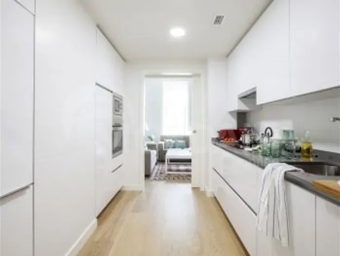 Apartments For Rent three-room 85м² 3/7 floor Tbilisi - photo 2