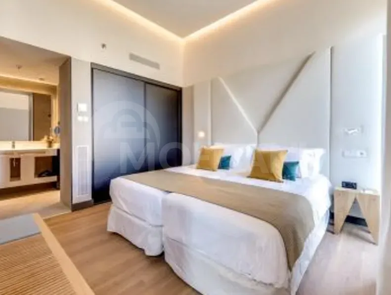 Apartments For Rent three-room 144м² 5/5 floor Tbilisi - photo 1