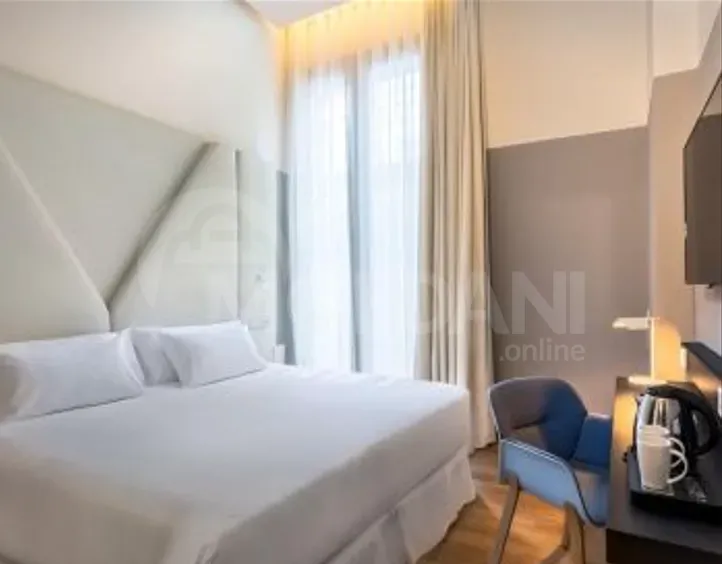 Apartments For Rent three-room 144м² 5/5 floor Tbilisi - photo 2