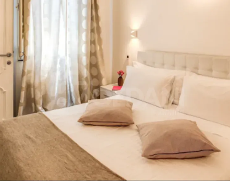 Сдам 5-комн. квартиру 212м² 4/4 эт. Тбилиси - изображение 6