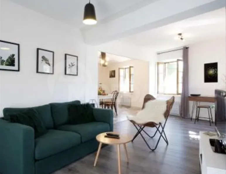 ქირავდება 4 ოთახიანი ბინა 147მ² 8/16 სართ თბილისი - photo 2