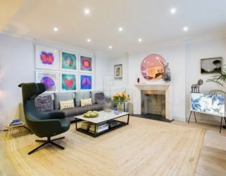 Сдам 5-комн. квартиру 232м² 4/11 эт. Тбилиси - изображение 1