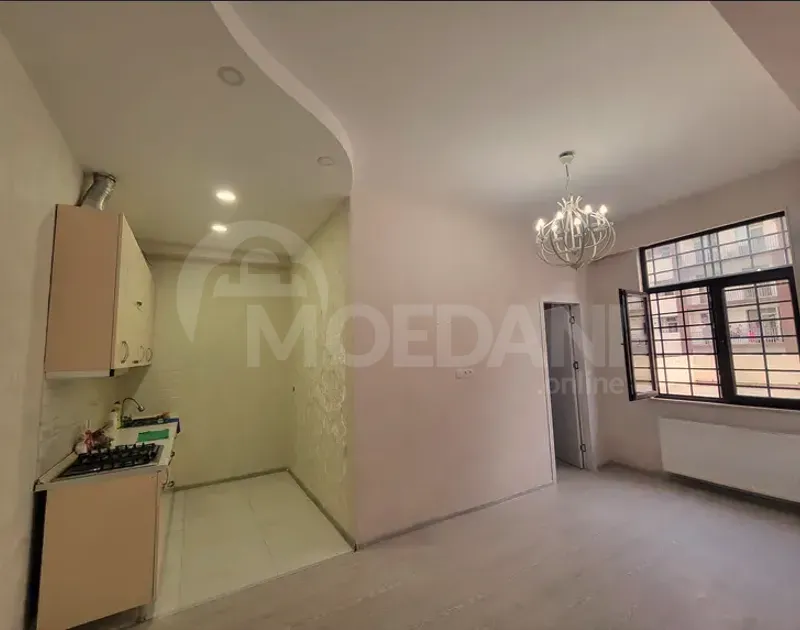 იყიდება 3 ოთახიანი ბინას 70მ² 1/12 სართ თბილისი - photo 2