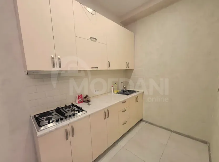 იყიდება 3 ოთახიანი ბინას 70მ² 1/12 სართ თბილისი - photo 1