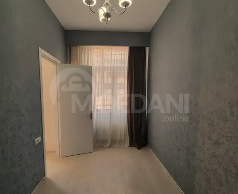 იყიდება 3 ოთახიანი ბინას 70მ² 1/12 სართ თბილისი - photo 9