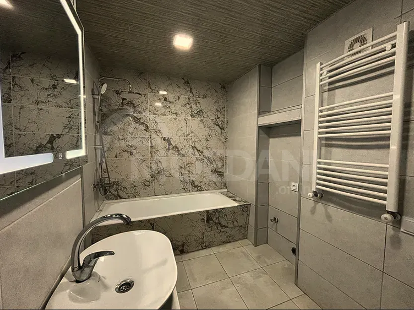 იყიდება 3 ოთახიანი ბინას 105მ² 2/16 სართ თბილისი - photo 7