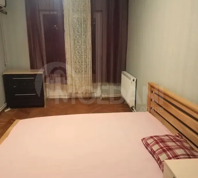 Apartments For Rent three-room 37м² 1/1 floor Tbilisi - photo 4