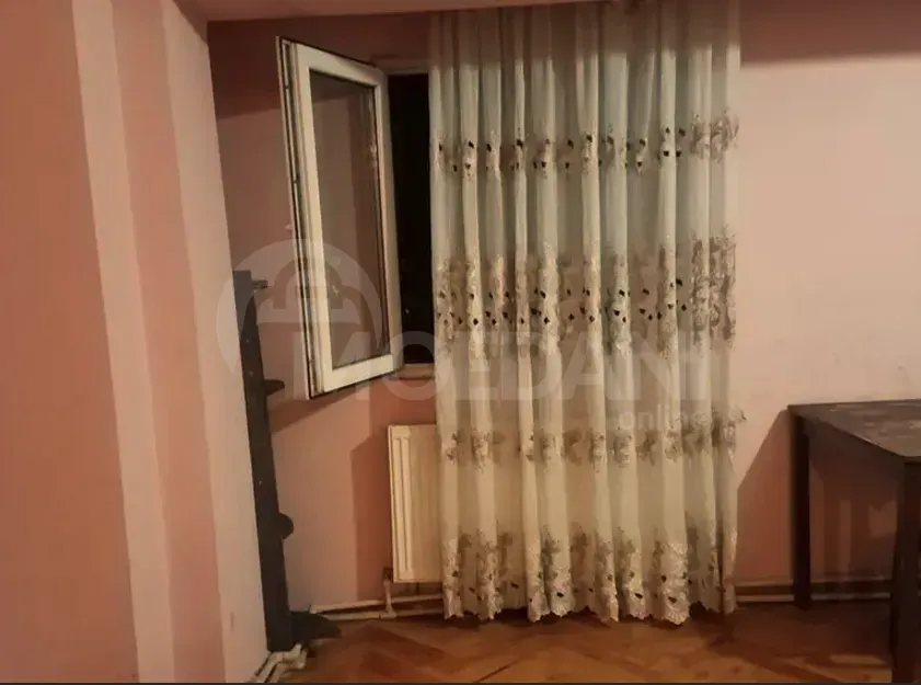 Apartments For Rent three-room 37м² 1/1 floor Tbilisi - photo 6