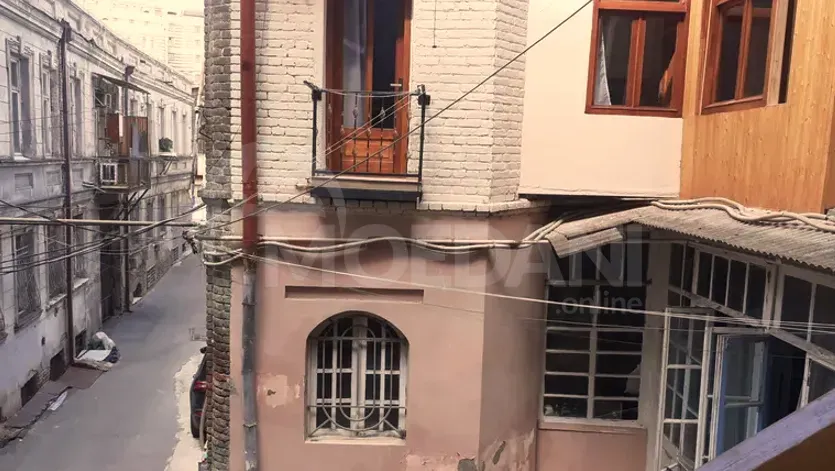 Apartments For Rent two-room 25м² 2/3 floor Tbilisi - photo 1