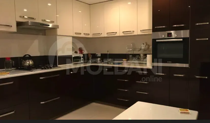 Продам 4-комн. квартиру 110м² 1/5 эт. Тбилиси - изображение 2