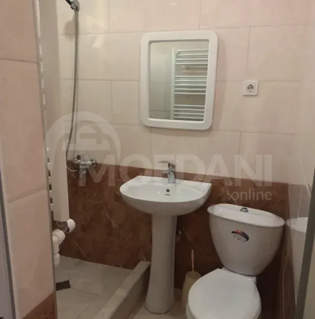 Сдам 2-комн. квартиру 50м² 5/5 эт. Тбилиси - изображение 4