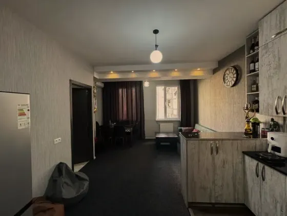 ქირავდება 3 ოთახიანი ბინა 55მ² 5/12 სართ თბილისი