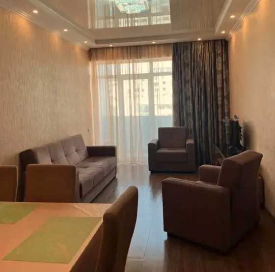 ქირავდება 2 ოთახიანი ბინა 65მ² 12/12 სართ თბილისი