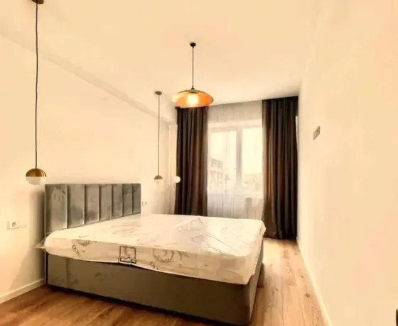 ქირავდება 3 ოთახიანი ბინა 100მ² 6/10 სართ თბილისი