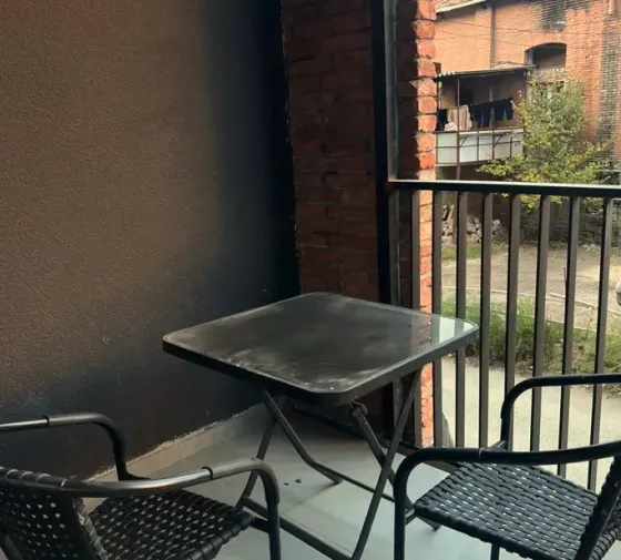 ქირავდება 2 ოთახიანი ბინა 70მ² 2/7 სართ თბილისი