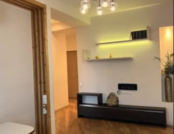 ქირავდება 3 ოთახიანი ბინა 80მ² 6/10 სართ თბილისი