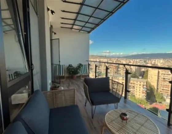 ქირავდება 3 ოთახიანი ბინა 130მ² 6/10 სართ თბილისი