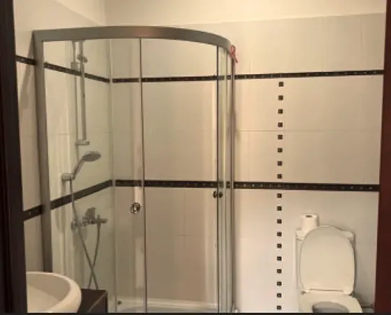 ქირავდება 3 ოთახიანი ბინა 125მ² 5/9 სართ თბილისი