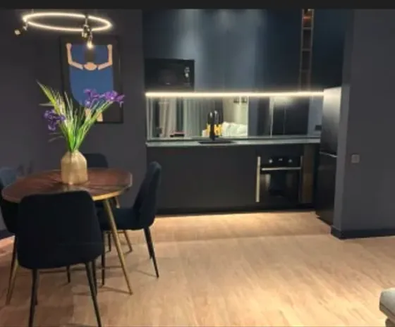 ქირავდება 3 ოთახიანი ბინა 90მ² 11/12 სართ თბილისი