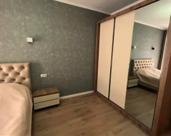 ქირავდება 3 ოთახიანი ბინა 112მ² 2/8 სართ თბილისი