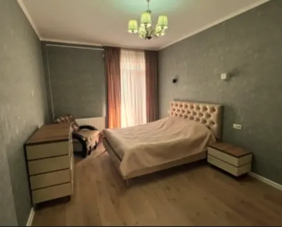 ქირავდება 3 ოთახიანი ბინა 112მ² 2/8 სართ თბილისი