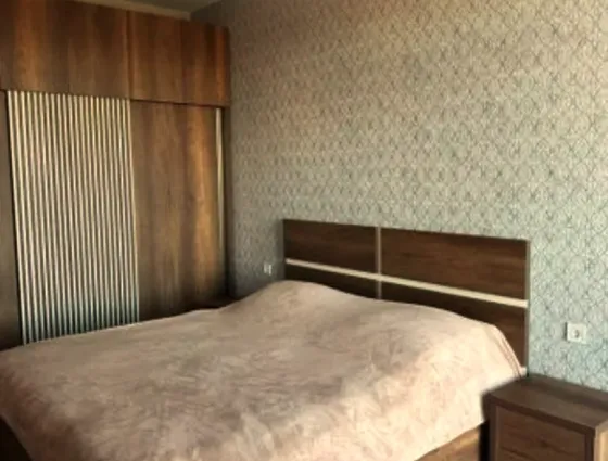 ქირავდება 3 ოთახიანი ბინა 90მ² 11/15 სართ თბილისი