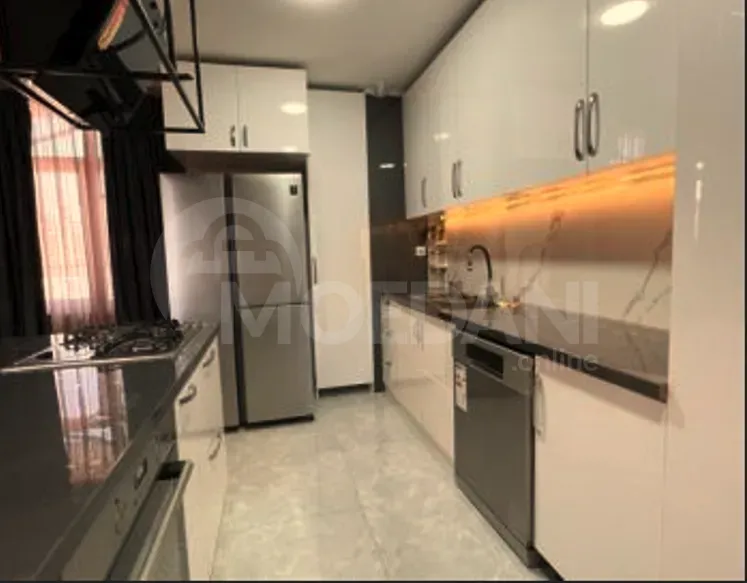 ქირავდება 3 ოთახიანი ბინა 100მ² 11/15 სართ თბილისი - photo 10