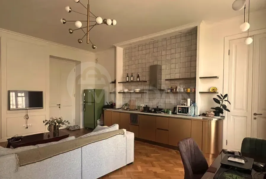 ქირავდება 2 ოთახიანი ბინა 65მ² 2/2 სართ თბილისი - photo 1