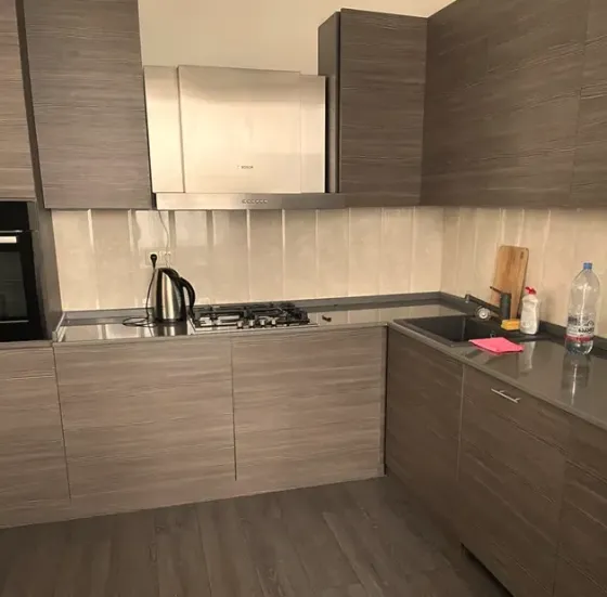 ქირავდება 3 ოთახიანი ბინა 140მ² 5/12 სართ თბილისი