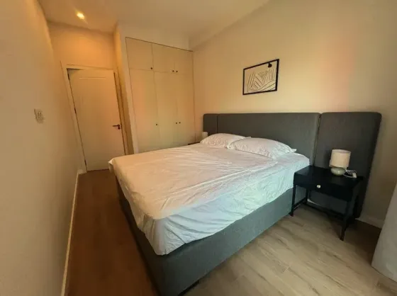 ქირავდება 2 ოთახიანი ბინა 60მ² 3/5 სართ თბილისი