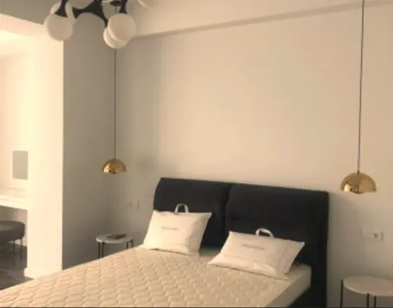 ქირავდება 5 ოთახიანი ბინა 226მ² 12/22 სართ თბილისი