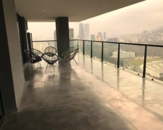 ქირავდება 5 ოთახიანი ბინა 226მ² 12/22 სართ თბილისი