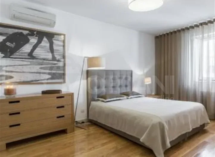 ქირავდება 3 ოთახიანი ბინა 132მ² 6/12 სართ თბილისი - photo 1