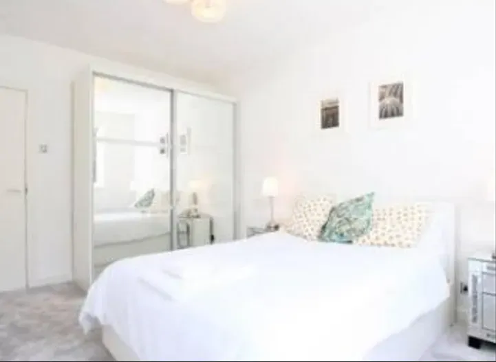 Apartments For Rent three-room 118м² 5/12 floor Tbilisi - photo 3