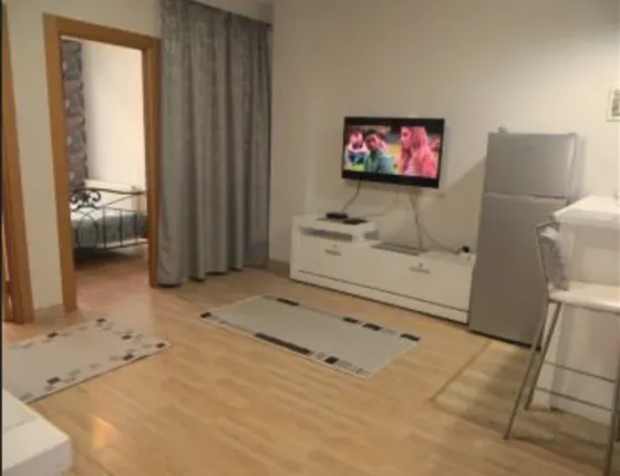 ქირავდება 3 ოთახიანი ბინა 70მ² 7/9 სართ თბილისი