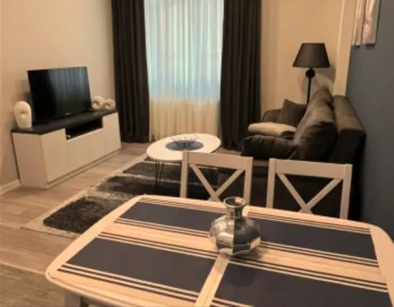 ქირავდება 3 ოთახიანი ბინა 75მ² 6/9 სართ თბილისი