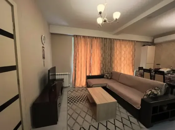 ქირავდება 2 ოთახიანი ბინა 70მ² 3/8 სართ თბილისი