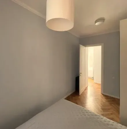 ქირავდება 2 ოთახიანი ბინა 50მ² 2/2 სართ თბილისი