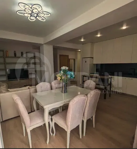 ქირავდება 4 ოთახიანი ბინა 125მ² 5/8 სართ თბილისი - photo 6