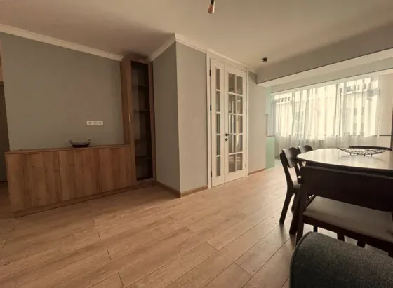 ქირავდება 3 ოთახიანი ბინა 60მ² 7/8 სართ თბილისი