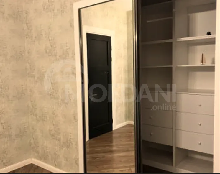 ქირავდება 4 ოთახიანი ბინა 175მ² 10/18 სართ თბილისი - photo 4