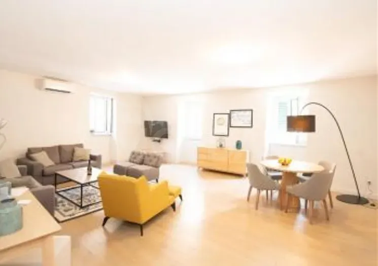 Apartments For Rent three-room 108м² 6/12 floor Tbilisi - photo 2