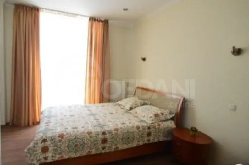 Apartments For Rent three-room 85м² 4/8 floor Tbilisi - photo 4