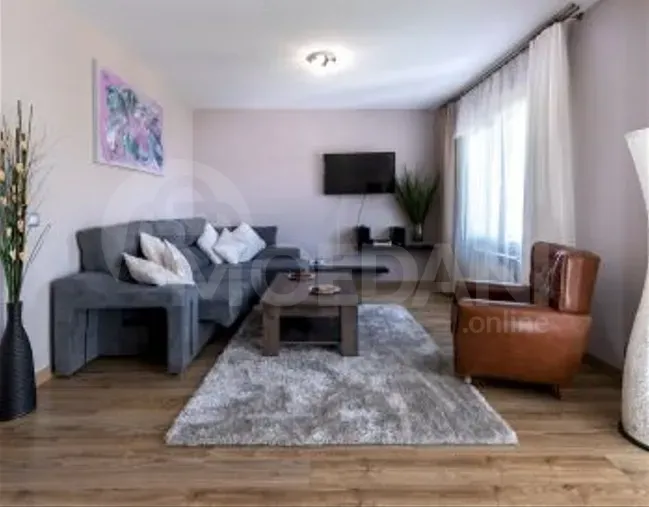 Сдам 5-комн. квартиру 243м² 5/12 эт. Тбилиси - изображение 1